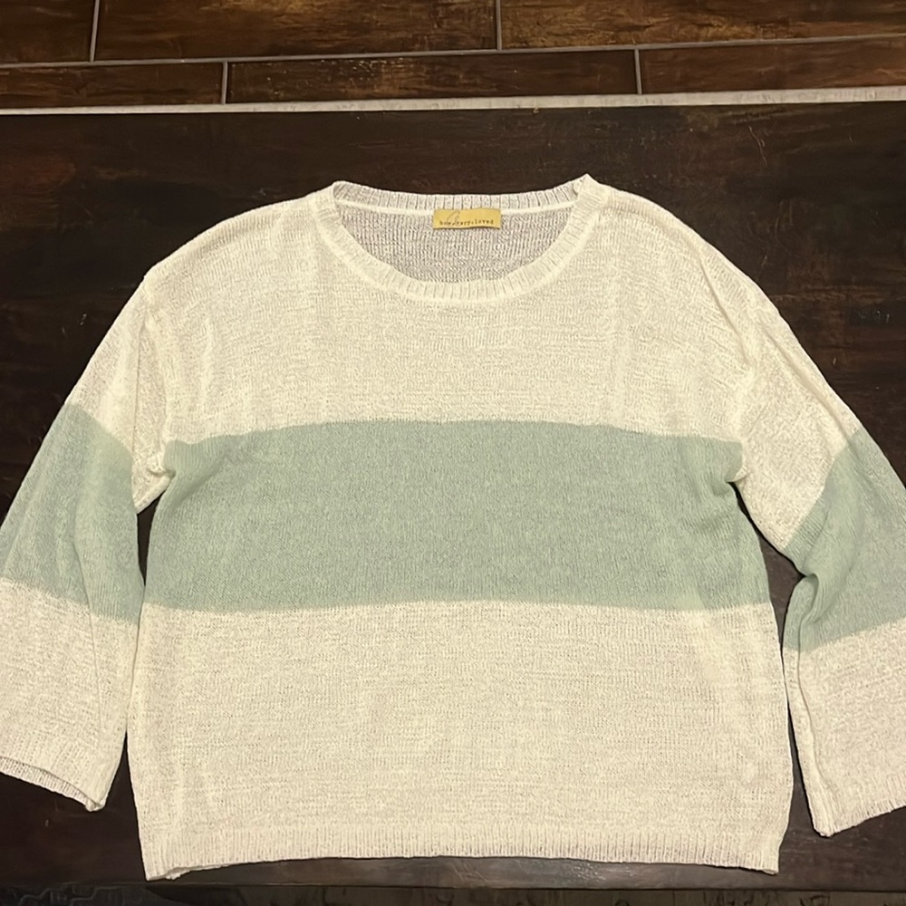 Women’s Knit Long Sleeve Top